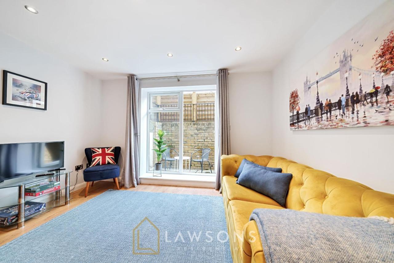 Stylish Living By Lawsons - 3 En Suites Windsor Eksteriør bilde