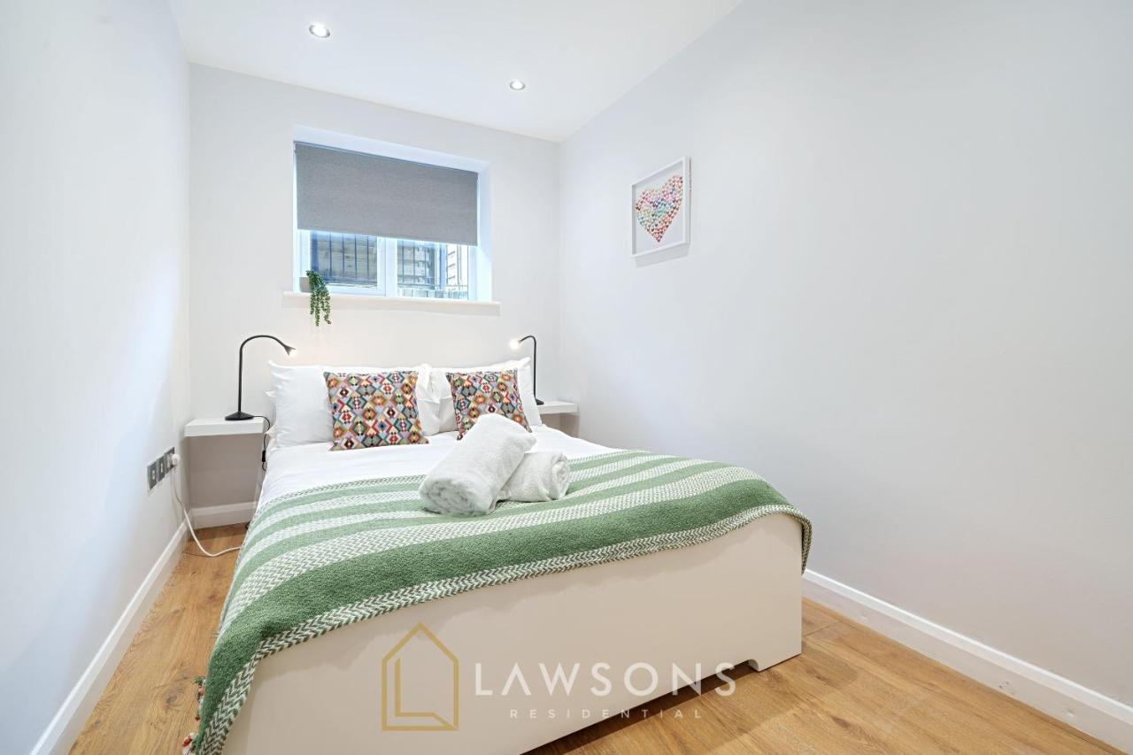 Stylish Living By Lawsons - 3 En Suites Windsor Eksteriør bilde