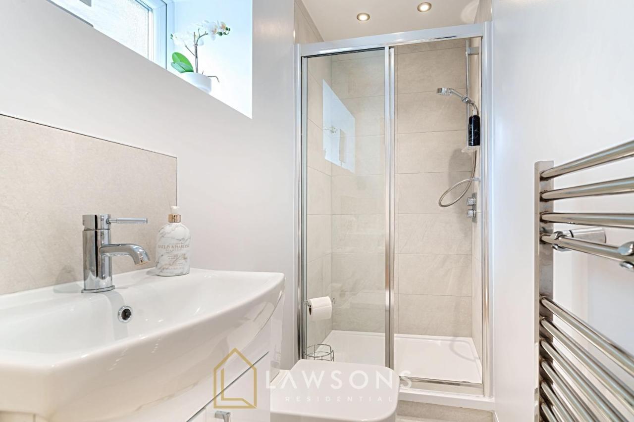 Stylish Living By Lawsons - 3 En Suites Windsor Eksteriør bilde